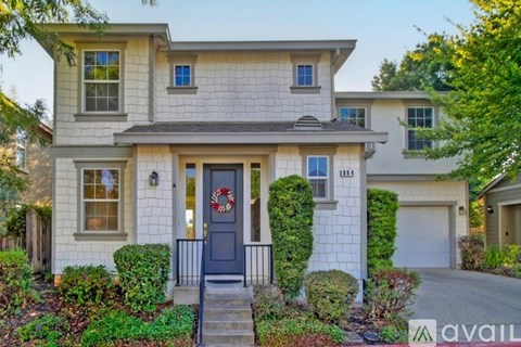 884 Holley Ct 3 Beds Apartment for Rent
