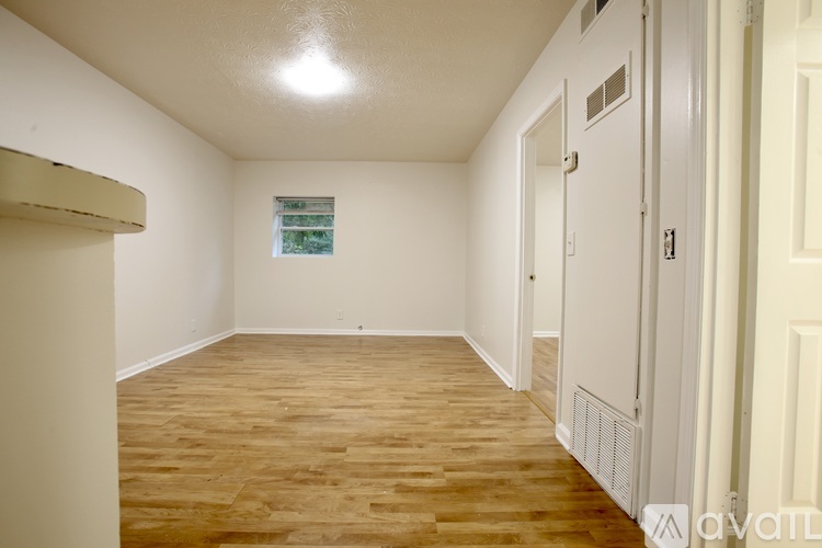 650 Allen Street Northeast 2 Beds Apartment for Rent - Photo gallery 3