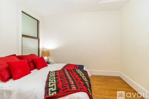 416 Pleasant Street 3 Beds Apartment for Rent