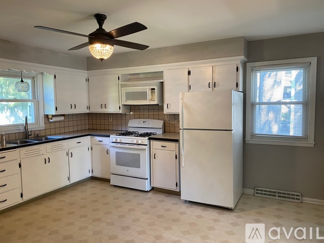 226 Marcy St 3 Beds Apartment for Rent - Photo gallery 5