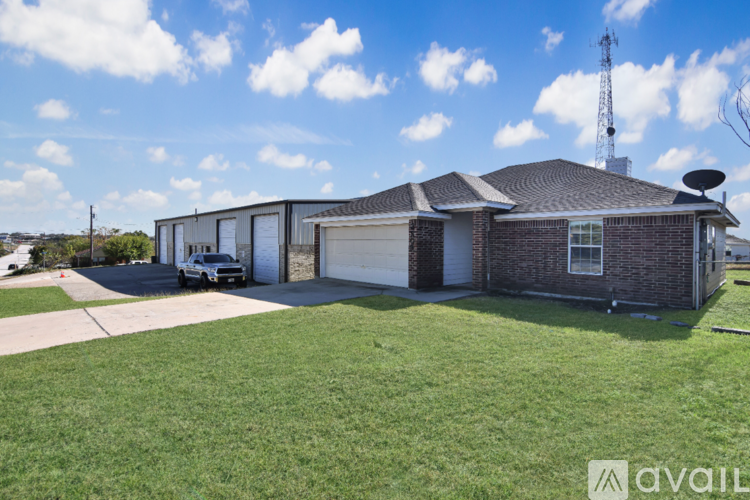 2509 Saulsbury Dr 3 Beds Single Family Home for Rent - Photo gallery 2