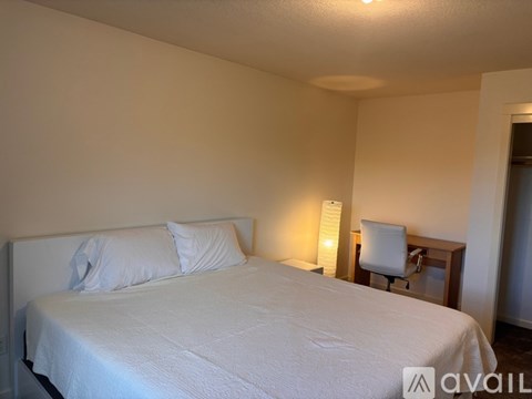 12719 Northeast 53Rd Street 1 Apartment for Rent