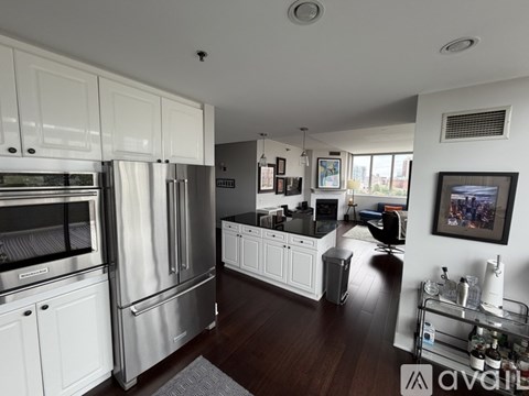1515 South Prairie Avenue 2 Beds Apartment for Rent