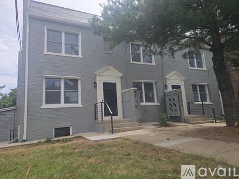 717 Irving Street NE 2 Beds Apartment for Rent