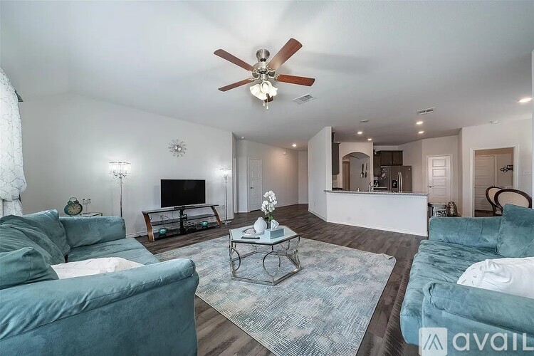 2800 Evergreen Trail 3 Beds Single Family Home for Rent - Photo gallery 4