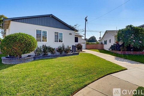 6137 Bigelow Street 3 Beds Apartment for Rent