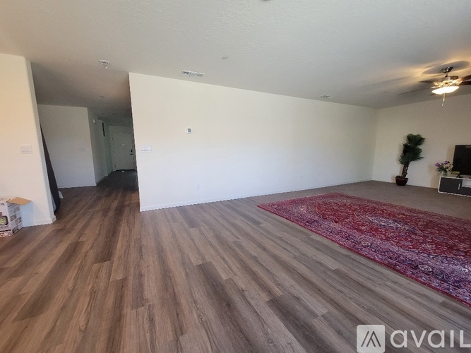 675 Veronica St 4 Beds Single Family Home for Rent - Photo gallery 5