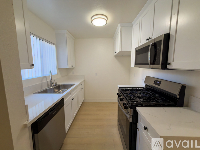 360 Pioneer Dr 2 Beds Apartment for Rent - Photo gallery 5