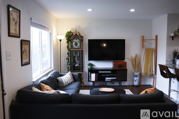 1892 South Patton Court 2 Beds Single Family Home for Rent - Photo gallery 3