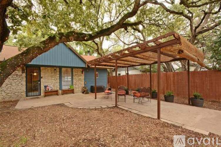 307 Rowland Drive 3 Beds Single Family Home for Rent - Photo gallery 2