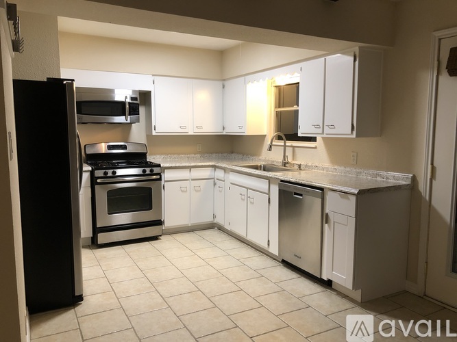 307 Rowland Drive 3 Beds Single Family Home for Rent - Photo gallery 5