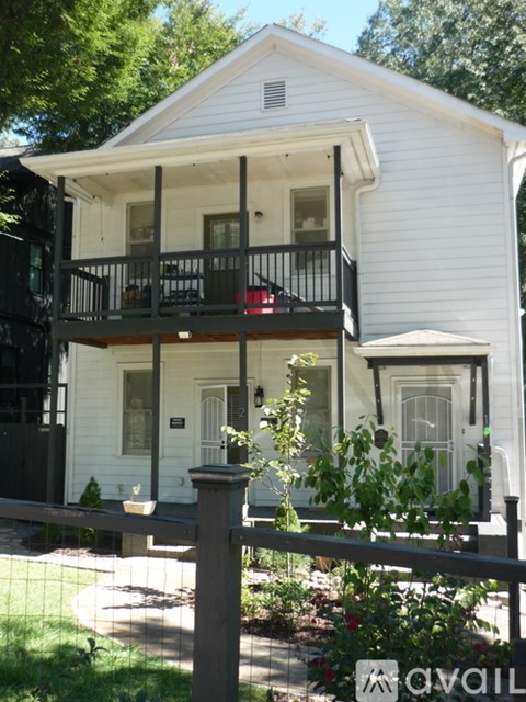 238 Wilbur Ave SE 3 Beds Apartment for Rent
