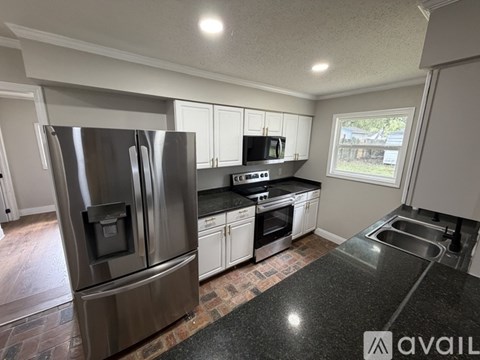1403 Commanche Street 4 Beds Apartment for Rent