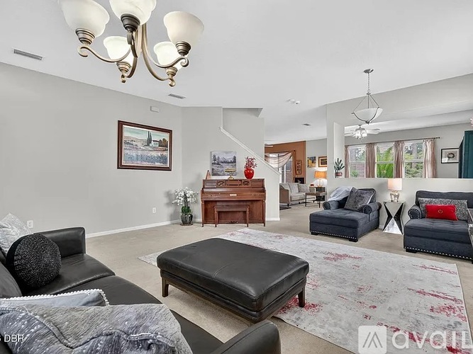 76 Universal Trail 5 Beds Single Family Home for Rent - Photo gallery 2