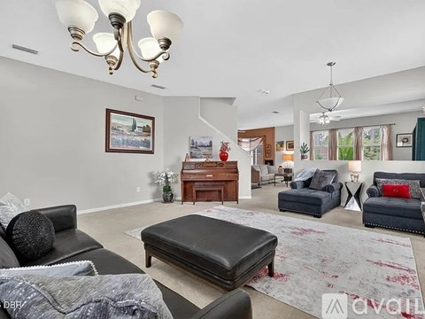 76 Universal Trail 5 Beds Apartment for Rent