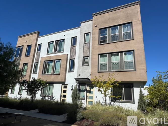 25442 Custom Dr 4 Beds Condo for Rent - Photo gallery 1