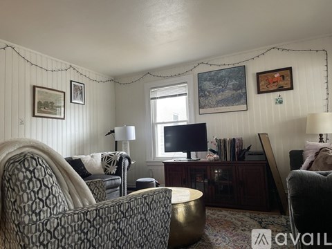 115 N Bedford St 3 Beds Apartment for Rent