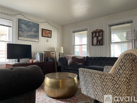 115 N Bedford St 3 Beds Apartment for Rent