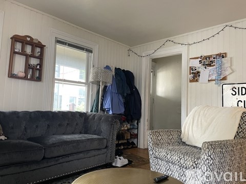 115 N Bedford St 3 Beds Apartment for Rent