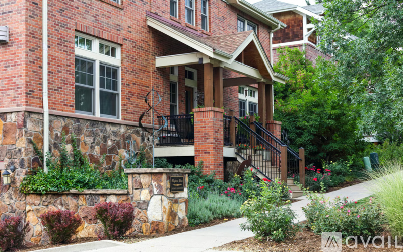 2125 11th Street 4 Beds Single Family Home for Rent - Photo gallery 1