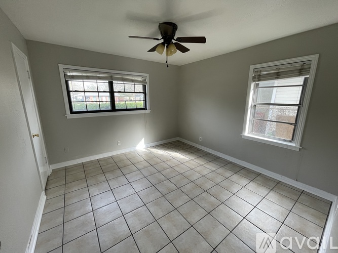 4722 Akard Avenue 3 Beds Single Family Home for Rent - Photo gallery 5