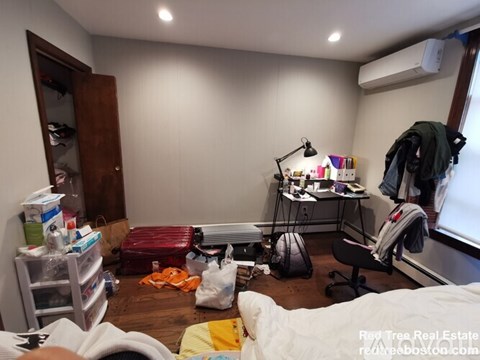 230 Brookline St 3 Beds Apartment for Rent