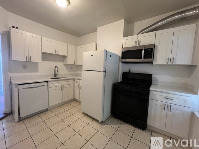 848 Huntington Ave 3 Beds Apartment for Rent - Photo gallery 2