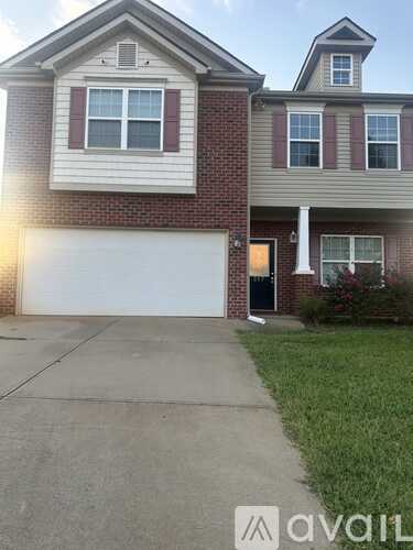 217 Hartleigh Dr 4 Beds Single Family Home for Rent - Photo gallery 1