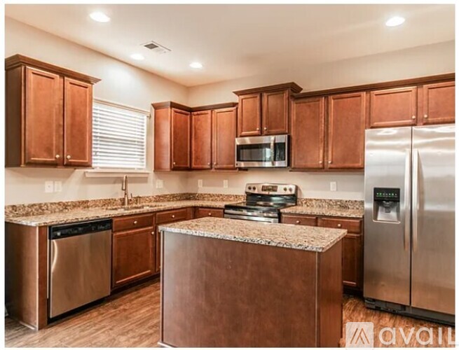217 Hartleigh Dr 4 Beds Single Family Home for Rent - Photo gallery 2
