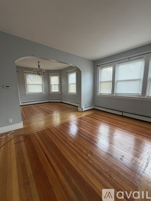 127 Whitford Ave 2 Beds Apartment for Rent
