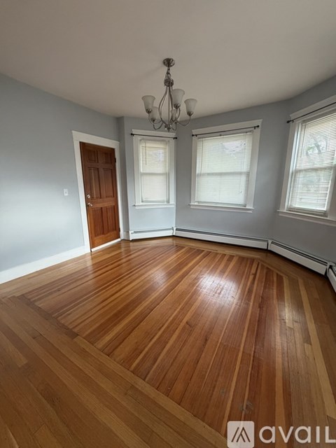 127 Whitford Ave 2 Beds Apartment for Rent