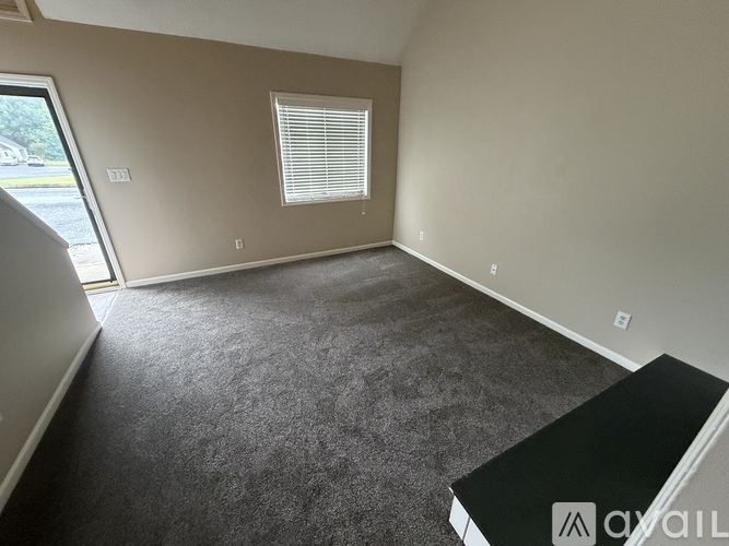541 Brookside Ct 1 Townhouse for Rent - Photo gallery 3