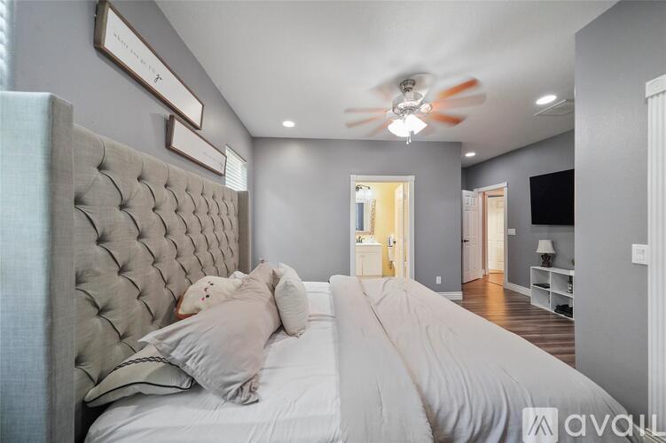 16010 Longneck Dr 5 Beds Single Family Home for Rent - Photo gallery 3