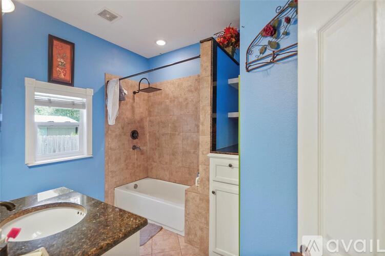 16010 Longneck Dr 5 Beds Single Family Home for Rent - Photo gallery 5