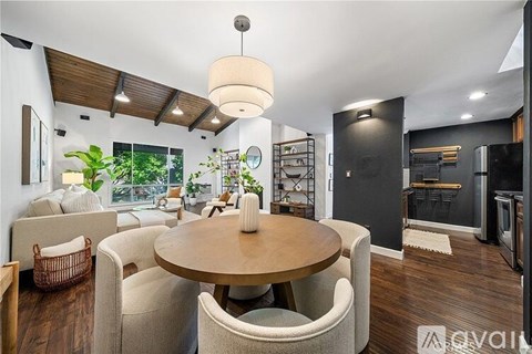 4900 Overland Ave 2 Beds Apartment for Rent