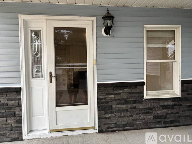 20 W 5th St 4 Beds Single Family Home for Rent - Photo gallery 2