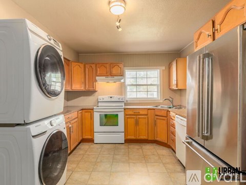 1517 E Mallon Ave 2 Beds Apartment for Rent