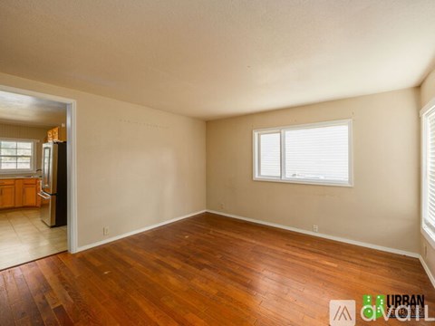 1517 E Mallon Ave 2 Beds Apartment for Rent