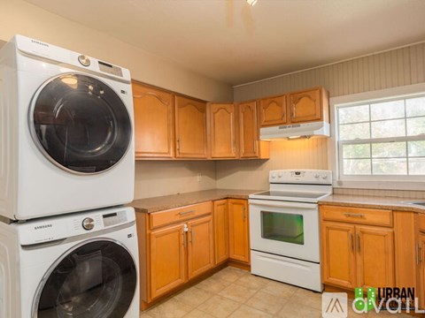 1517 E Mallon Ave 2 Beds Apartment for Rent