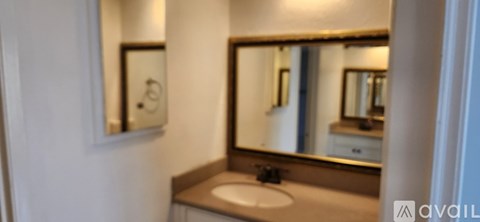 5901 Mountainwood Dr 4 Beds Apartment for Rent