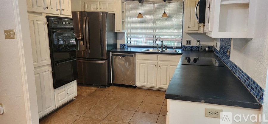 5901 Mountainwood Dr 4 Beds Single Family Home for Rent - Photo gallery 4