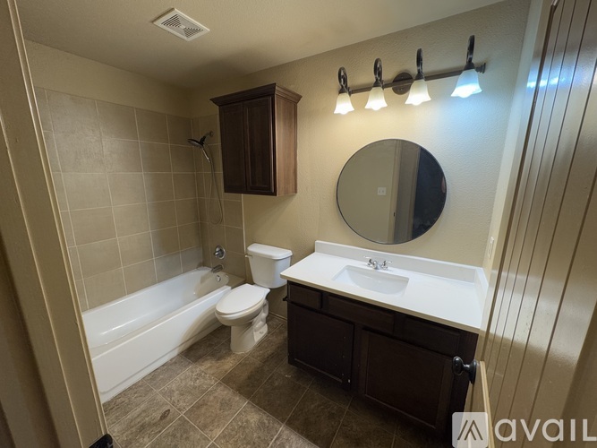 4516 S Horseshoe Trail 3 Beds Single Family Home for Rent - Photo gallery 2