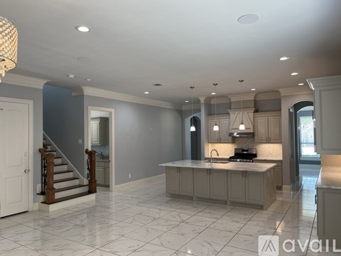 337 Lucille St 4 Beds Apartment for Rent