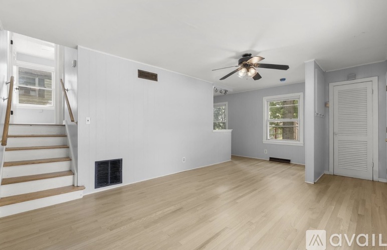 48 Victory Drive 3 Beds Single Family Home for Rent - Photo gallery 2