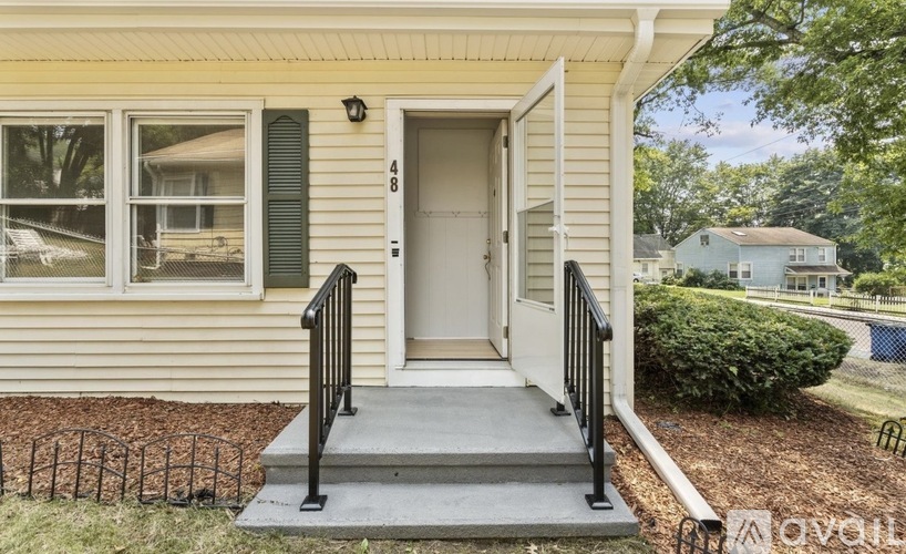 48 Victory Drive 3 Beds Single Family Home for Rent - Photo gallery 3