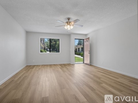 371 Rim Rock Cir 2 Beds Apartment for Rent