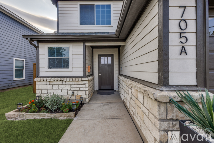 705 North Tennessee Street 3 Beds Townhouse for Rent - Photo gallery 1
