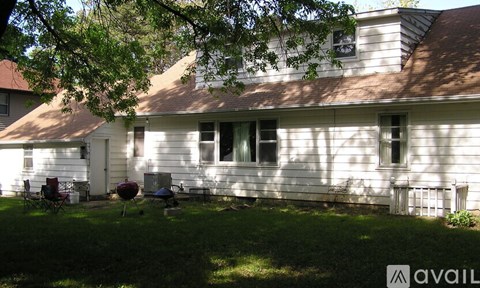 205 Beedle Dr 6 Beds Apartment for Rent