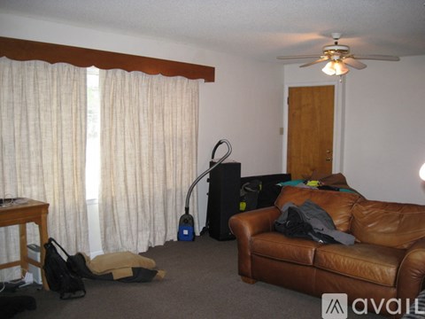 205 Beedle Dr 6 Beds Apartment for Rent