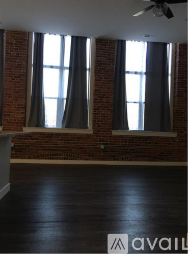 685 Lawrence Street 1 Apartment for Rent - Photo gallery 3